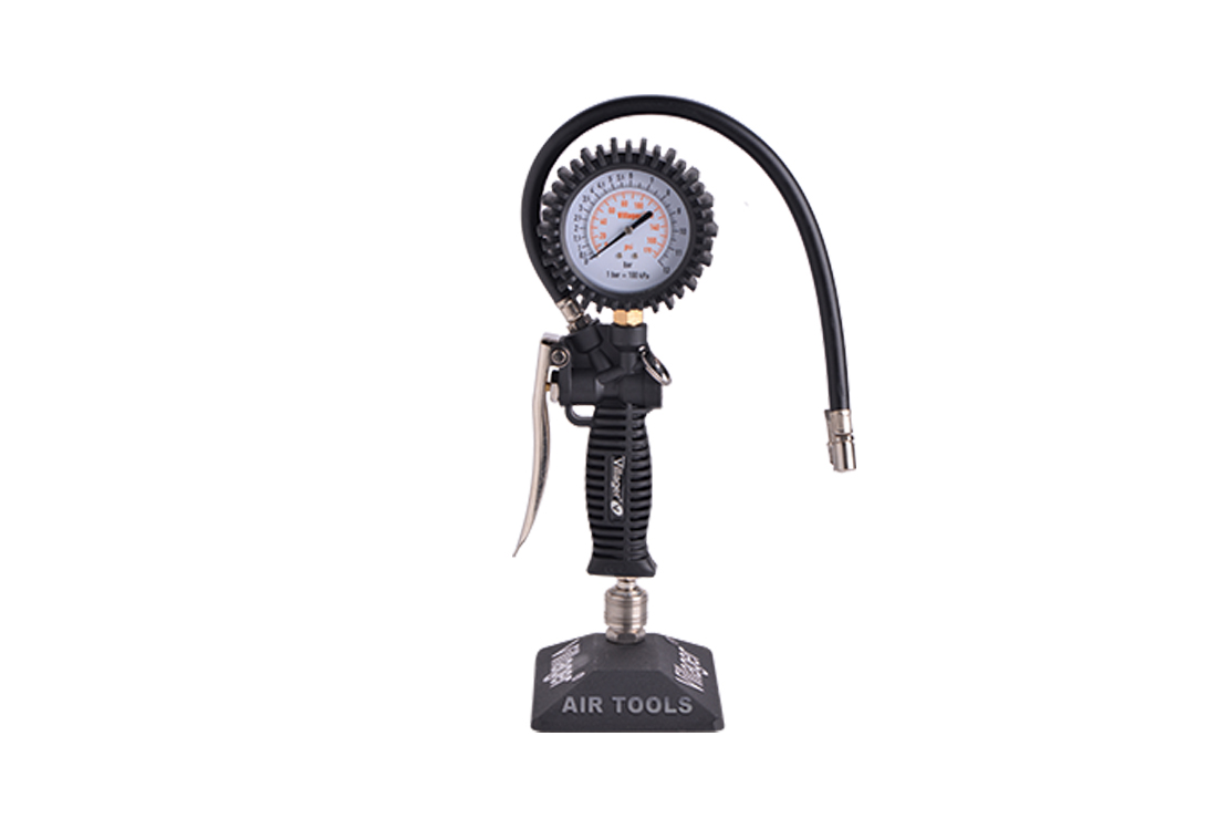 Pištolj sa manometrom i crevom Proffesional VAT TG-18